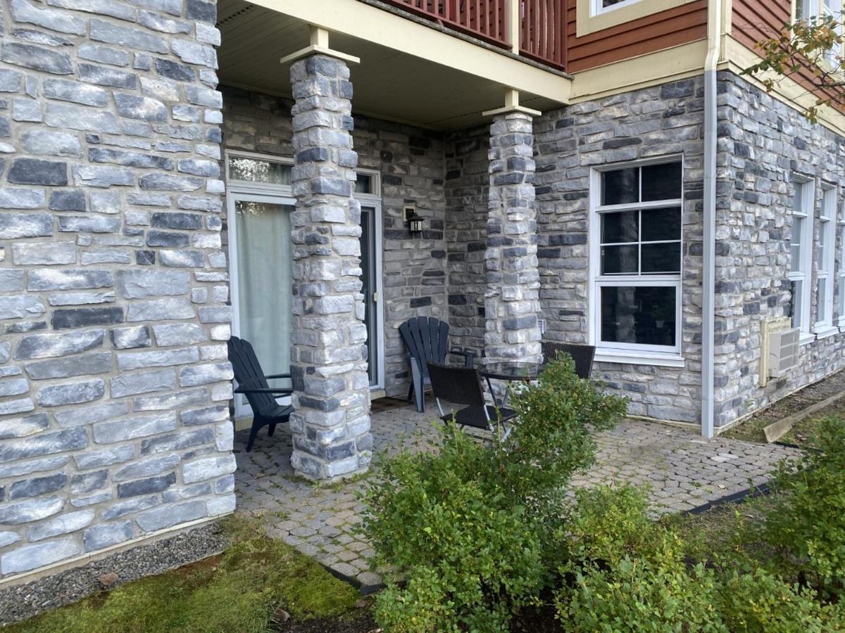 Rental Condo Tremblant-Les-Eaux Mont-Tremblant Zewnętrze zdjęcie